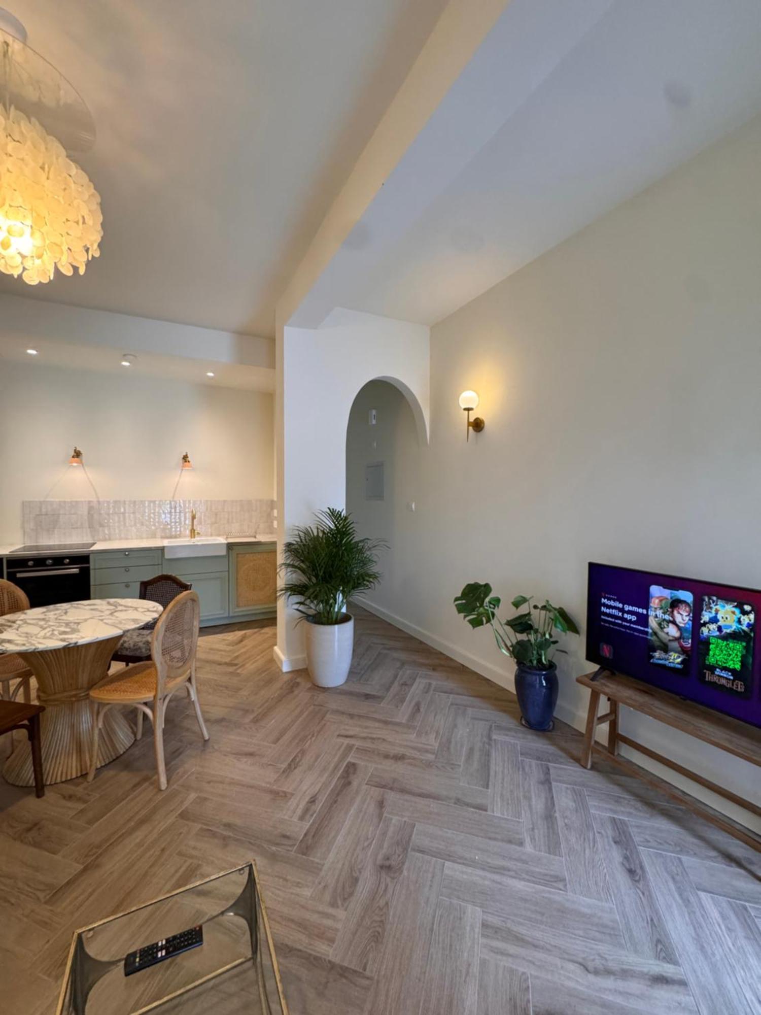 Liberty House - Central Two Bedroom Apartments 尼科西亚 外观 照片
